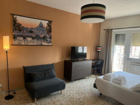 Panoramic penthouse 10m from metro A